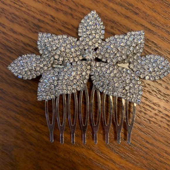Hair comb - Picture 1 of 2